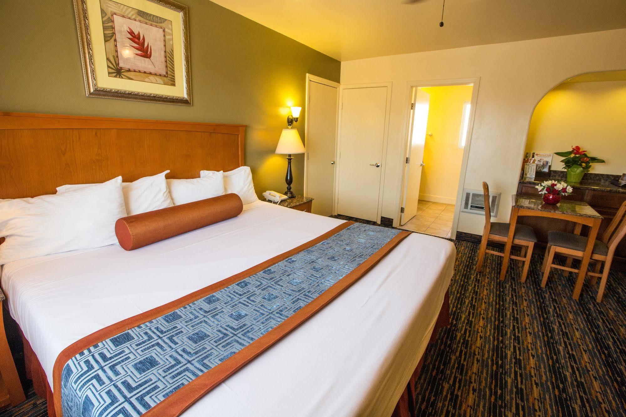 Beachwalker Inn & Suites Пізмо-Біч Екстер'єр фото
